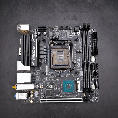Carte mère gigabyte - carte, z370n